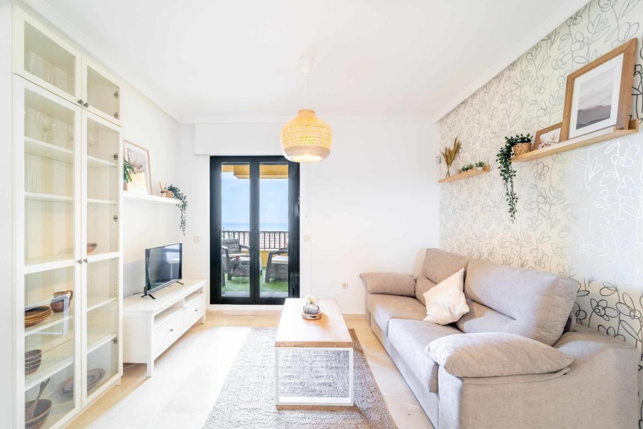 Concha Bonito Apartamento Con Piscina Y Terraza Lägenhet